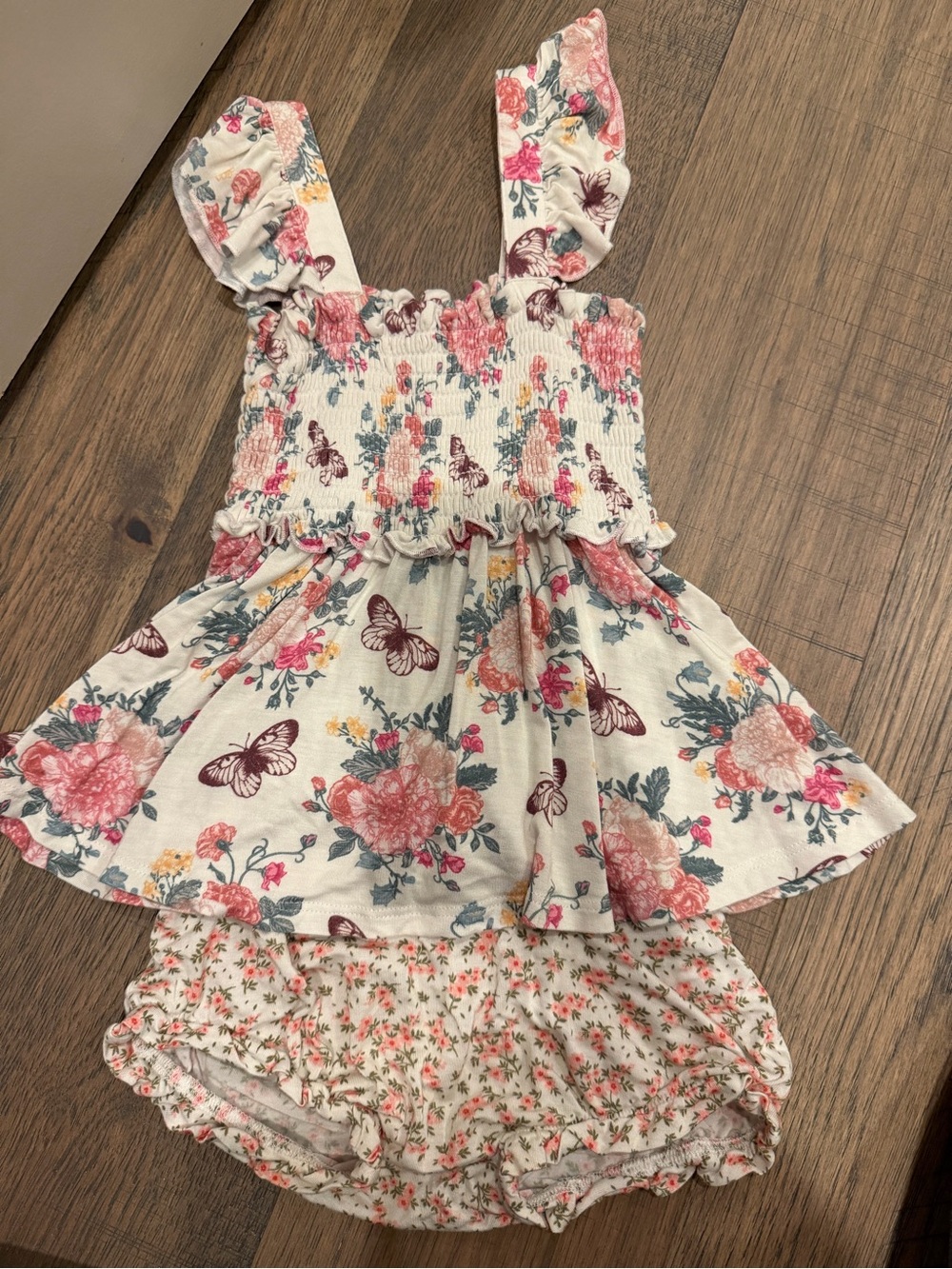 Posh Peanut. Floral Butterfly Smocked Tank Top & Bloomers Set - Pink/Cream